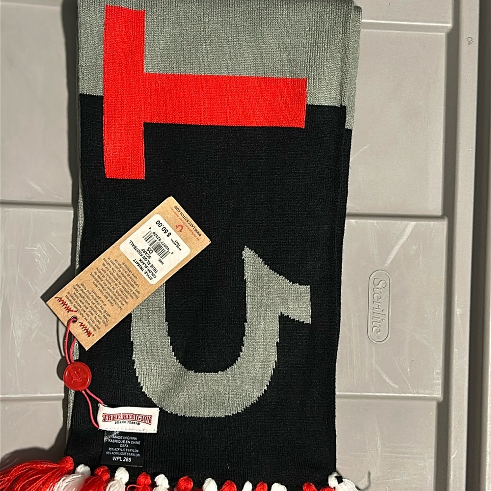True Religion Scarf “Red,Grey,Black”